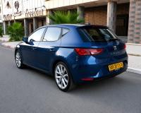 سيارات-seat-leon-2015-برج-بوعريريج-الجزائر