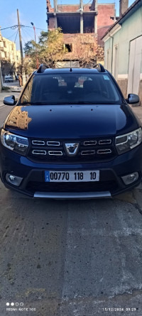 voitures-dacia-sandero-2018-stepway-restylee-ain-bessem-bouira-algerie