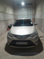 voitures-toyota-yaris-sedan-2015-khelil-bordj-bou-arreridj-algerie