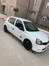 voitures-renault-clio-campus-2013-extreme-grarem-gouga-mila-algerie