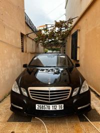 voitures-mercedes-classe-e-2012-guelma-algerie