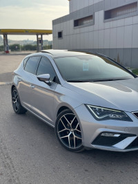 voitures-seat-leon-2019-beats-cherchell-tipaza-algerie