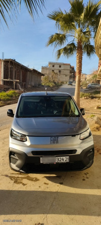 voitures-fiat-doblo-2024-nouveau-collo-skikda-algerie