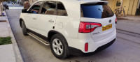 voitures-kia-sorento-2014-el-meniaa-menia-algerie