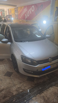 voitures-volkswagen-polo-2011-misseghine-oran-algerie