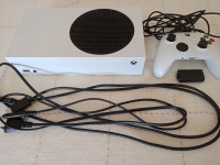 xbox-series-s-avec-batterie-de-manette-et-cable-algerie