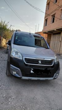 سيارات-peugeot-partner-2018-fennec-مفتاح-البليدة-الجزائر