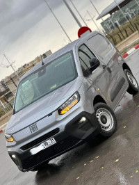 voitures-fiat-doblo-2024-professionnel-bordj-bou-arreridj-algerie