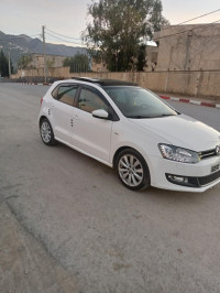 voitures-volkswagen-polo-2014-life-illoula-oumalou-tizi-ouzou-algerie