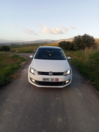 voitures-volkswagen-polo-2014-life-illoula-oumalou-tizi-ouzou-algerie