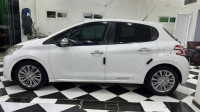 voitures-peugeot-208-2015-active-bouira-algerie