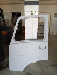 pieces-vehicules-porte-gauche-camion-sonacom-k120-ouled-mimoun-tlemcen-algerie