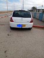 voitures-renault-clio-campus-2014-reghaia-alger-algerie