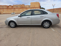 voitures-chevrolet-optra-4-portes-2008-djelfa-algerie