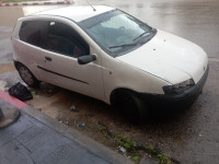 voitures-fiat-punto-2002-classic-bejaia-algerie