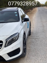 voitures-mercedes-gla-2016-el-eulma-setif-algerie