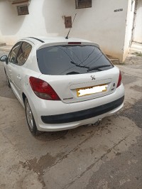 سيارات-peugeot-207-2012-بئر-خادم-الجزائر