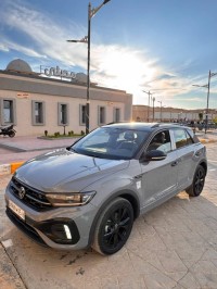 سيارات-volkswagen-t-roc-2025-black-القبة-الجزائر
