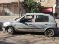 voitures-renault-clio-classique-2001-assi-youcef-tizi-ouzou-algerie