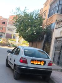 سيارات-renault-megane-1-1996-قالمة-الجزائر