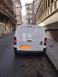 utilitaire-fiat-doblo-2023-italy-oran-algerie