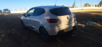 voitures-renault-clio-4-2015-ivory-dar-el-beida-alger-algerie