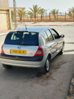 voitures-renault-clio-2-2004-el-kerma-oran-algerie