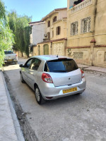 voitures-renault-clio-3-2012-night-and-day-baba-hassen-alger-algerie