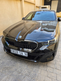 voitures-bmw-serie-5-2024-hammedi-boumerdes-algerie