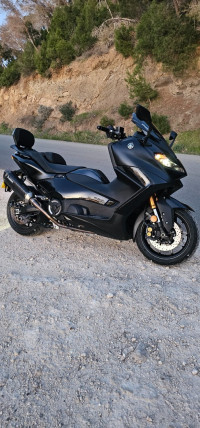 motos-et-scooters-yamaha-tmax-562-techmax-2023-tenes-chlef-algerie