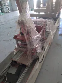  MACHINE, PROFILEUSE POUR LAME RIDEAU MÉTALLIQUE /1/ 