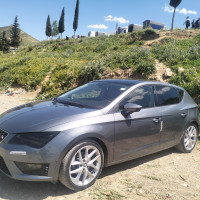 moyenne-berline-seat-leon-2014-bouandas-setif-algerie