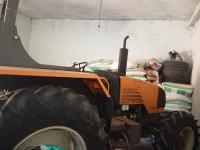 tracteurs-رنو-جرار-2005-oued-essalem-relizane-algerie