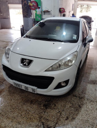 voitures-peugeot-207-2012-mascara-algerie