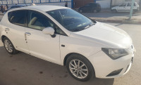 voitures-seat-ibiza-2012-fully-guelma-algerie