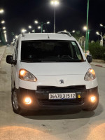 voitures-peugeot-partner-2015-tebessa-algerie