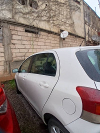 voitures-toyota-yaris-2010-hydra-alger-algerie