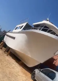 Bateau de pêche spadonier 