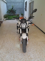 motos-scooters-binelli-tnt-150-2021-tipaza-algerie