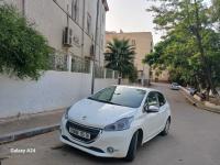 سيارات-peugeot-208-2015-باب-الواد-الجزائر