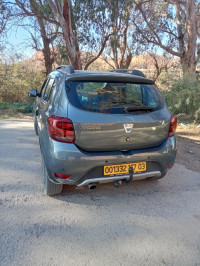 voitures-dacia-sandero-2017-stepway-laghouat-algerie