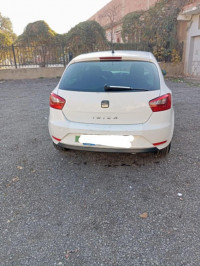 voitures-seat-ibiza-2012-batna-algerie