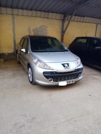 سيارات-peugeot-207-2008-sportium-المعالمة-الجزائر