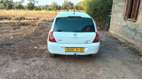 voitures-renault-clio-campus-2011-algerie