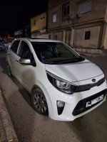 voitures-kia-picanto-2018-ex-ramdane-djamel-skikda-algerie