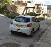 voitures-peugeot-208-2015-constantine-algerie