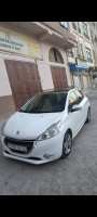 voitures-peugeot-208-2015-allure-constantine-algerie