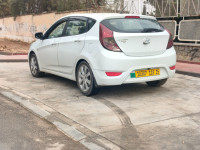 voitures-hyundai-accent-rb-5-portes-2018-constantine-algerie