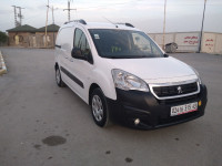 voitures-peugeot-partner-2015-b9-chelghoum-laid-mila-algerie