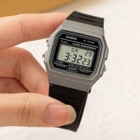 رجال-casio-f-91wm-1bdf-original-livraison-disponible-بئر-خادم-الجزائر